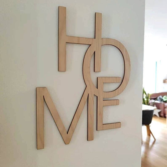 HOME | Schriftzug Holz - Personalisierte Geschenke | Geschenkhaltig