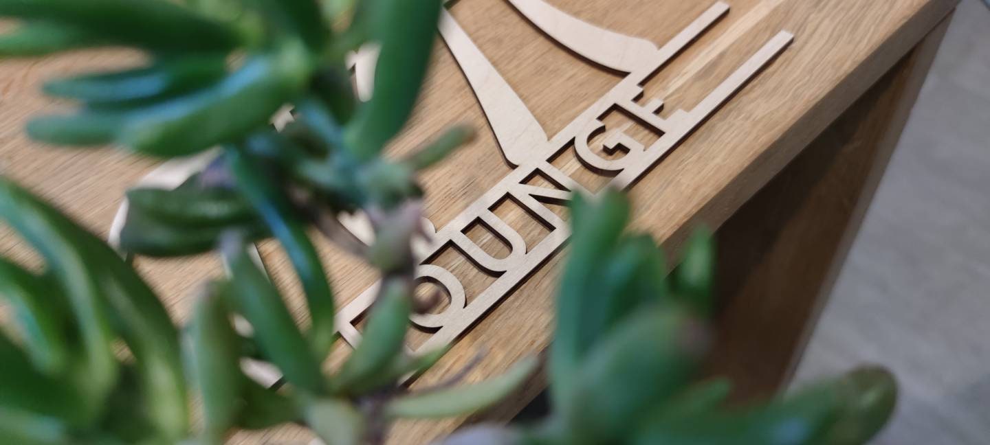 Türschild Gästeklo | Schriftzug Pipi Lounge - Geschenkhaltig | personalisierte Geschenke