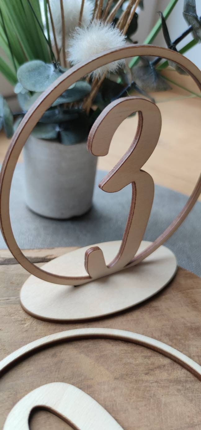 Tischnummer Set 1-12 | Kreisform Ziffer numerisch - Geschenkhaltig | personalisierte Geschenke