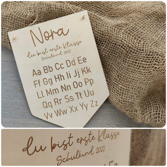 Geschenk zu Einschulung - Wimpel Alphabet