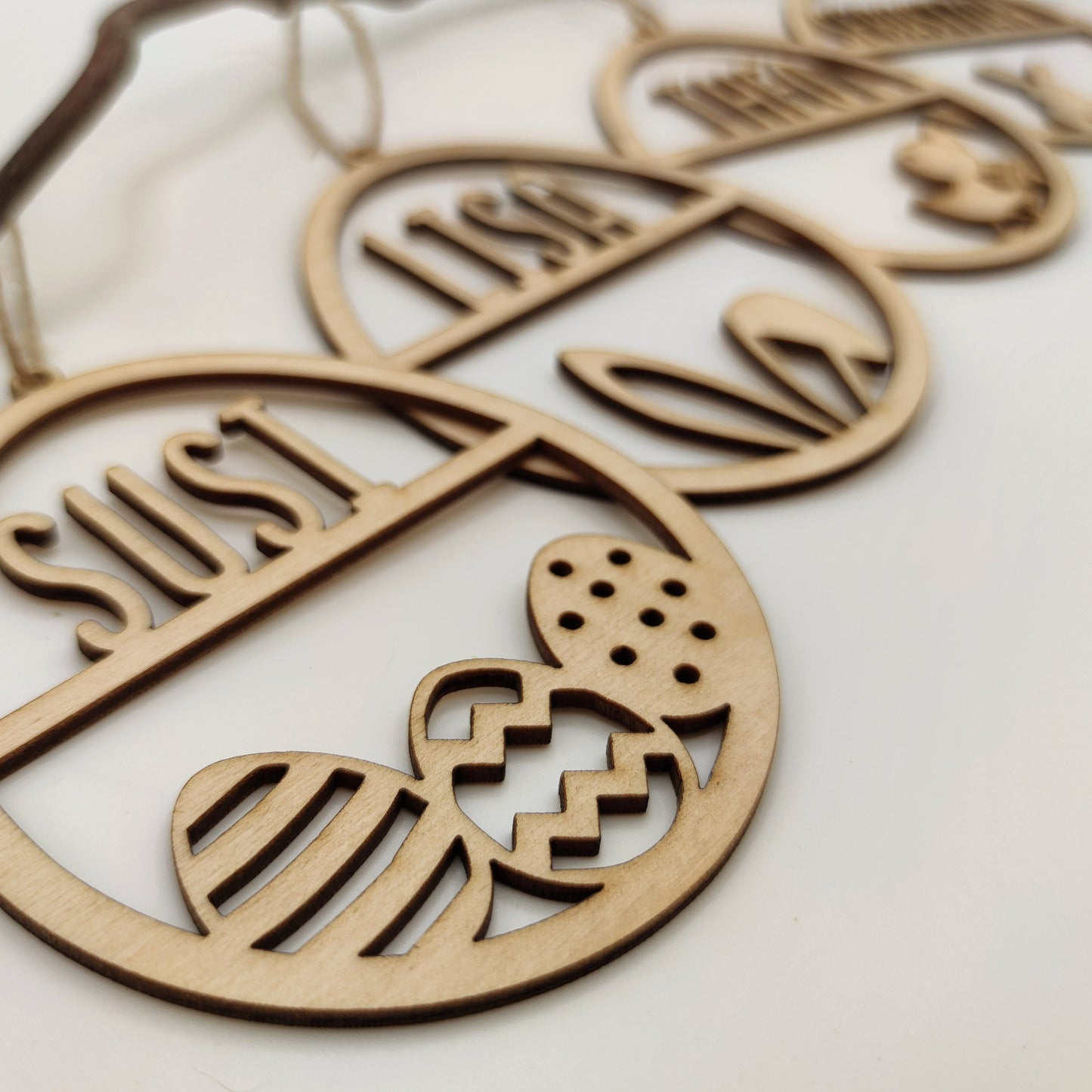 Osterei mit Name, Anhänger Ostern personalisiert, Osterdeko modern - Personalisierte Geschenke | Geschenkhaltig