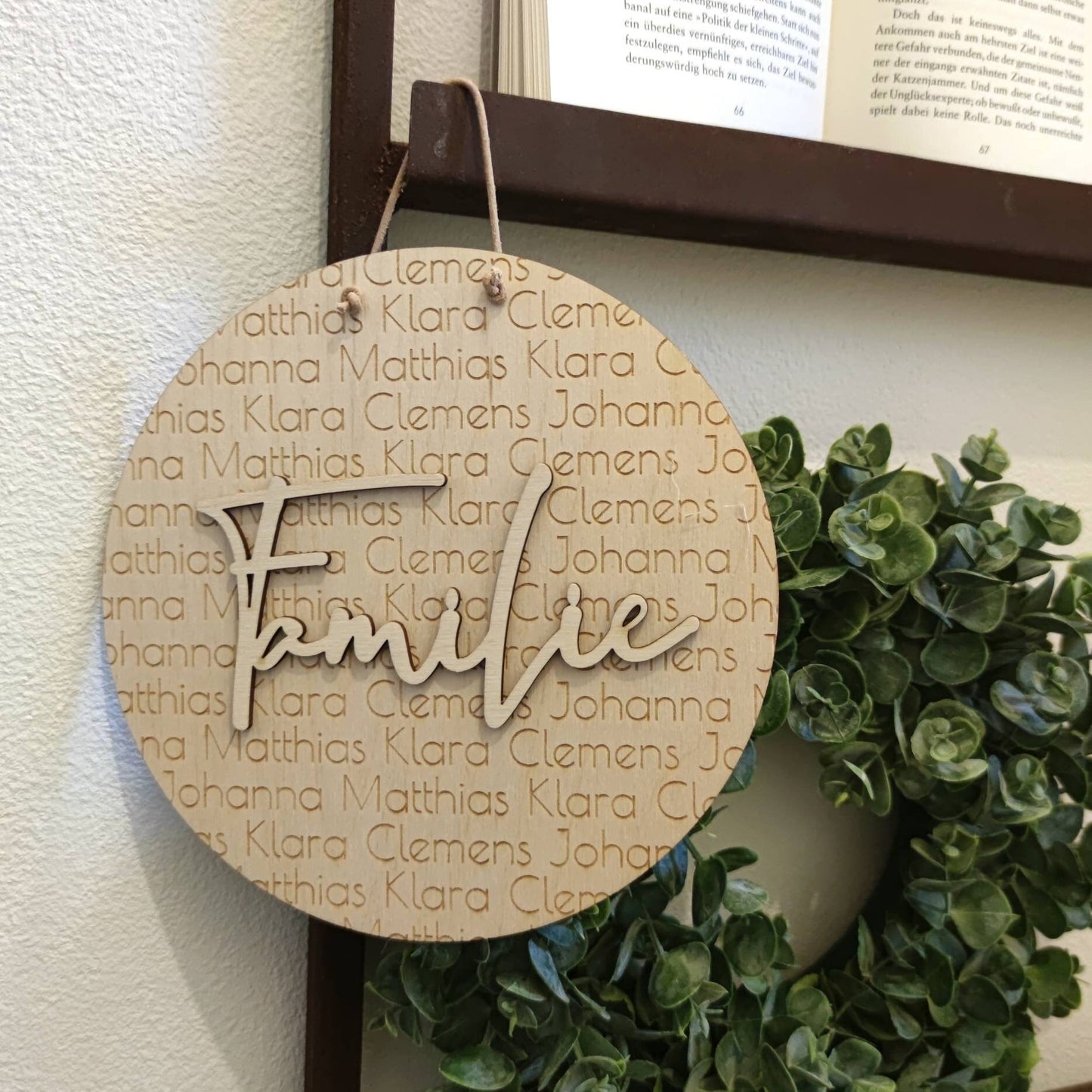 Familienschild mit Namen | Holzschild personalisiert - Personalisierte Geschenke | Geschenkhaltig